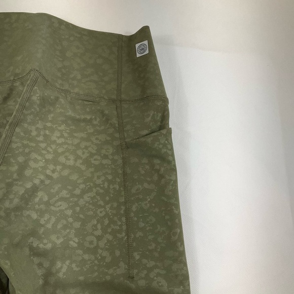 Peter Millar Womenswear Green Leggings XL MSRP$120 - Picture 11 of 14
